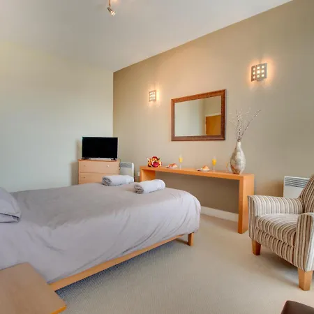 The Chester Retreat Easby Hall * Scarborough