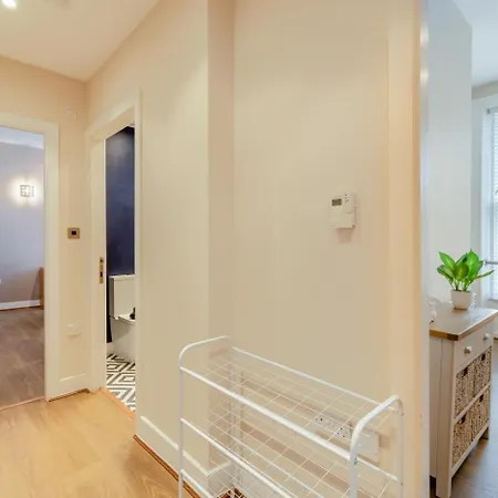 1 Bed In Oc-s0460 Lejlighed